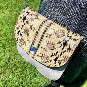 MICHAEL KORS Mott Snake-Embossed Leather Crossbody Cream & Black, Silver Chain